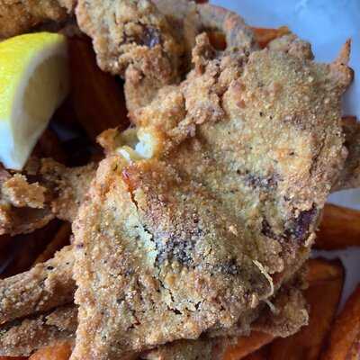 Donahue's Madison Beach Grille