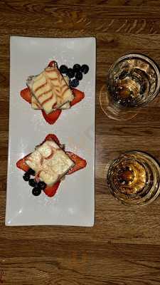 Casino Inn Bar & Grill