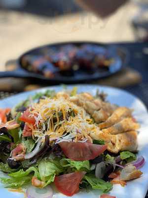 Casino Inn Bar & Grill