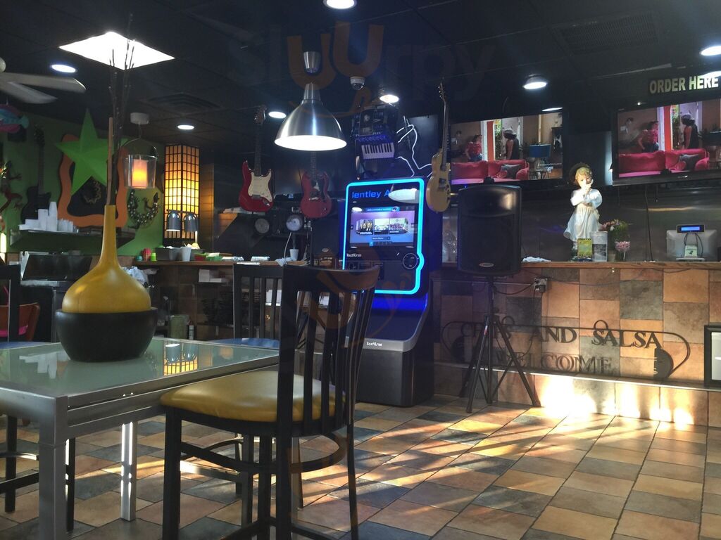 Chips And Salsa Taqueria