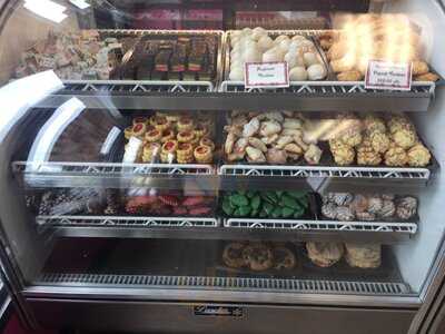 Meriano’s Bake Shoppe