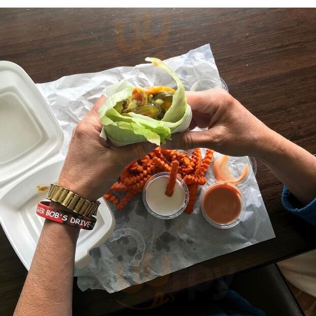 Burger Bob's Drive-in