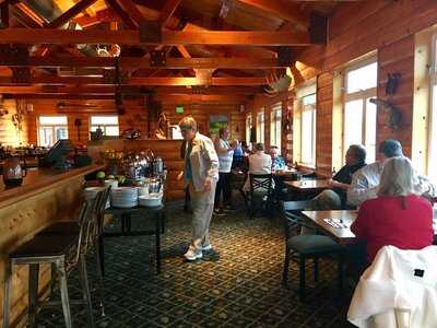 Mountaineer Grill & Bar