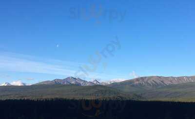 Mountaineer Grill & Bar