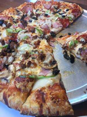 Smoky Mountain Pizzeria Grill