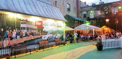 Deo's Pizzeria & Pub