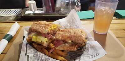 Main Streets Market & Cafe