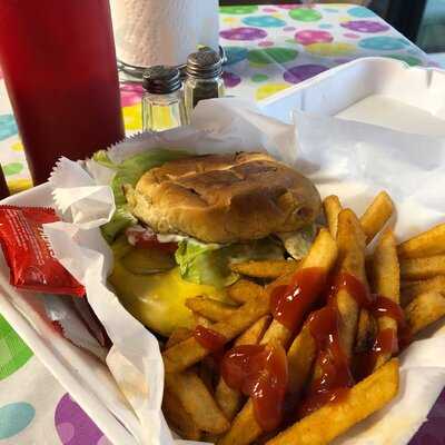 Mayo's Burger And Wings