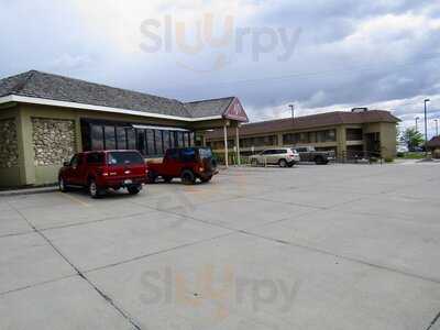 Aj's Restaurant & Lounge