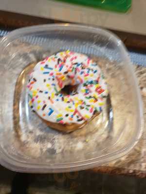 South Lyon Village Bakery