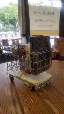 Apple Barrel Deli & Bakery