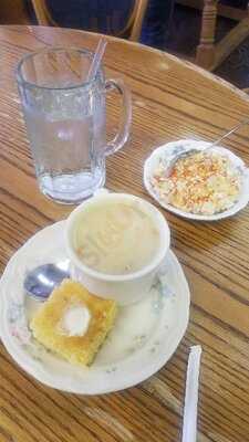 Apple Barrel Deli & Bakery