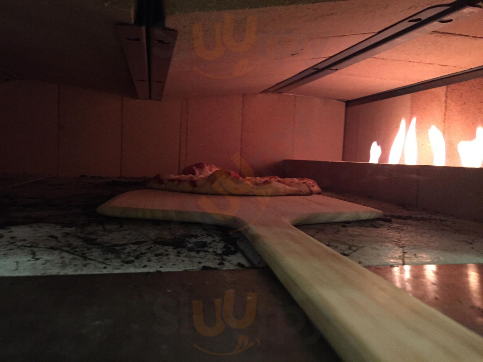 Baldinelli Pizza At Hinsdale
