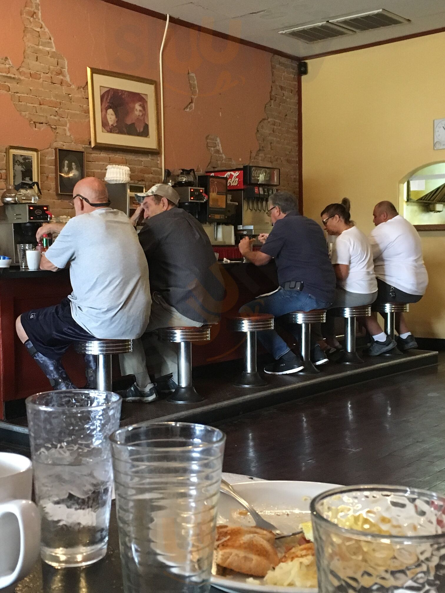 Manhattan Cafe