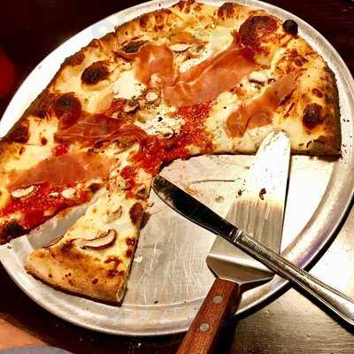 V Pizza & Tap Garden - Fleming Island