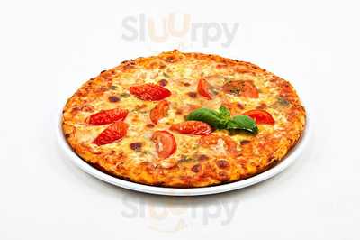 Dino's Kouzina & Pizzeria