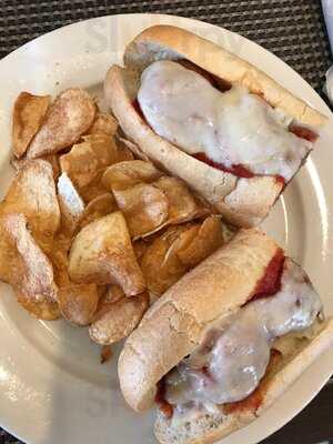 Dino's Kouzina & Pizzeria