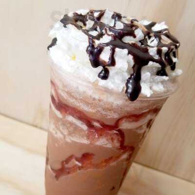 Mudslingers Drinks & Eats