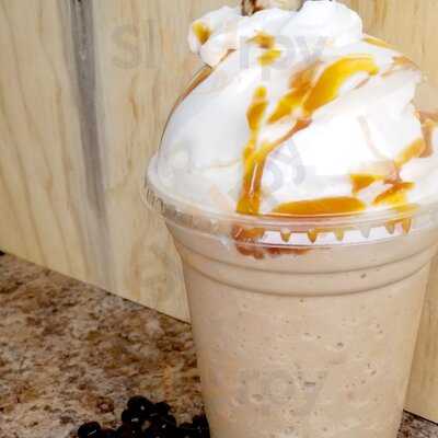 Mudslingers Drinks & Eats