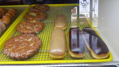 Jack 'n Jill Donuts