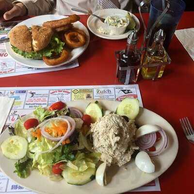 Red Hook Diner & Restaurant