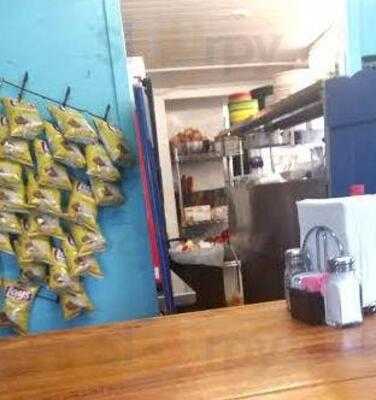 Alicia's Burrito Place