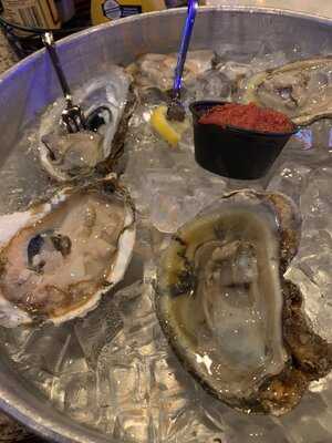 Macgregor's Restaurant And Tavern