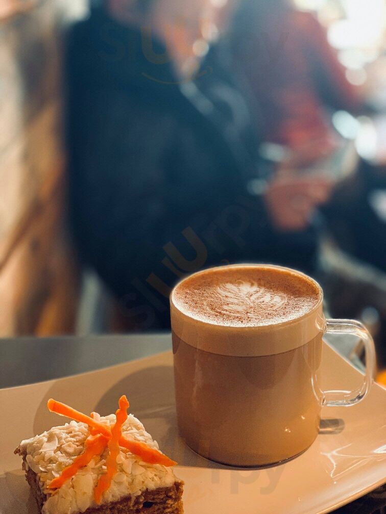 Cafe Leo