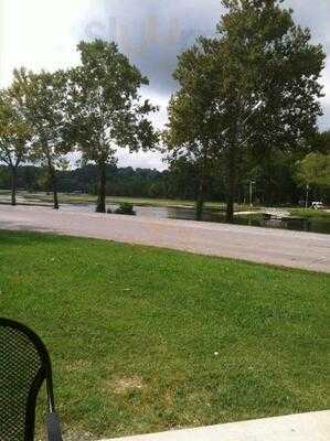 Dayton Boat Dock & Grill