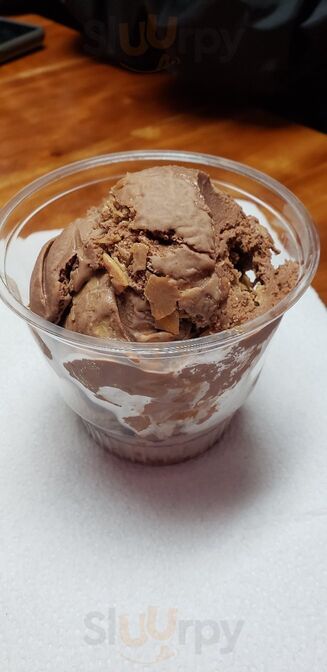 Rustic Scoops Ice Cream Cafe
