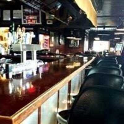 Kenny's Sports Bar & Grill