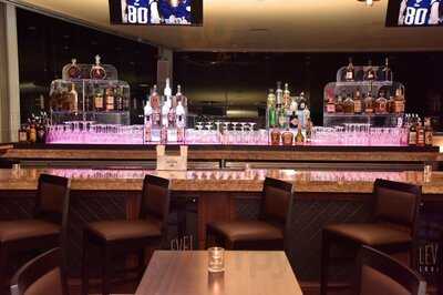 The Cove Steakhouse And Raw Bar