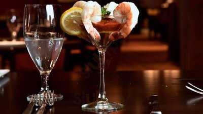 The Cove Steakhouse And Raw Bar