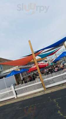 Localz Kitchen And Cocktails