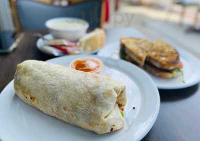 Broadway Family Restaurant