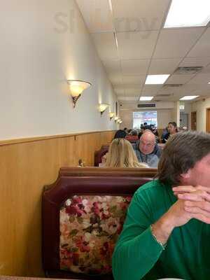 Broadway Pancake House