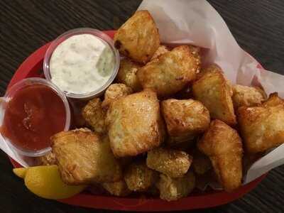 Thorn's Showcase Lounge