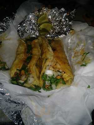 Phil's Sports Bar & Grill