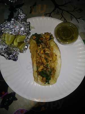 Phil's Sports Bar & Grill