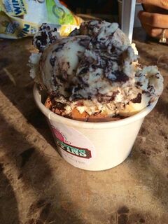 Muffin's Ice Cream Shoppe