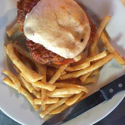 287 Roadhouse Restaurant & Sportsbar