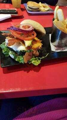 Red Robin Gourmet Burgers