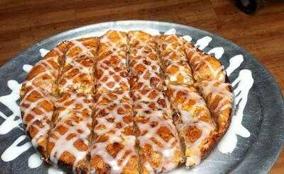 Aviator Pizza & Brew Company