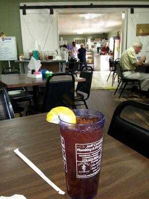 County Line Cafe