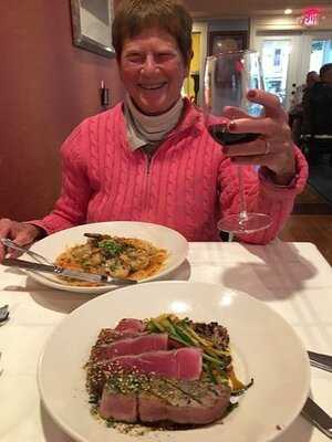 Moonshadows Restaurant