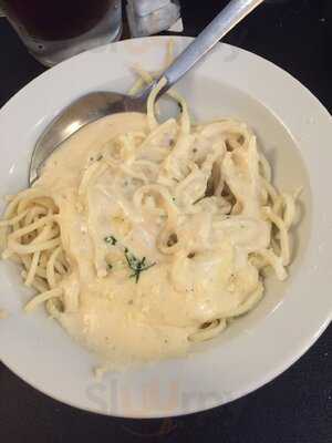 Amici's
