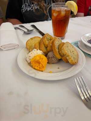 Zehnder's Restaurant