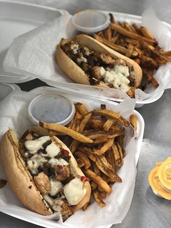 Pelican's Perch Bar & Grill