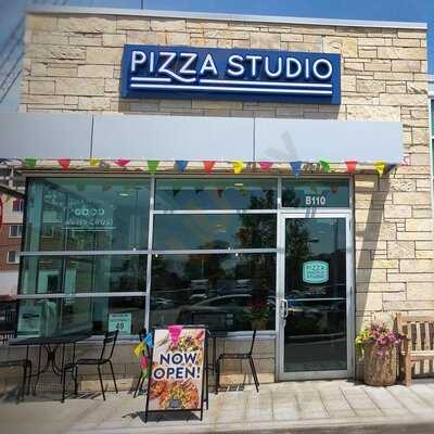 Pizza Studio