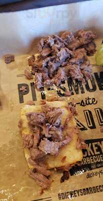 Dickey's Barbecue Pit